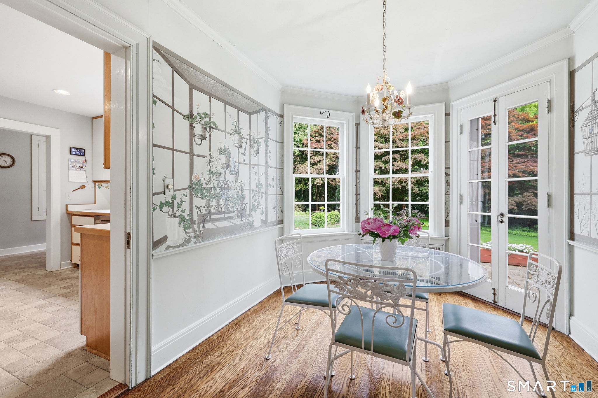 73 Inwood Road Fairfield, CT 06825 - Photo 24 of 40 Welcome to the sunny Breakfast Room!