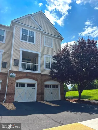 $456,488 | 20365 Belmont Park Terrace, Unit 118, Ashburn, VA 20147
