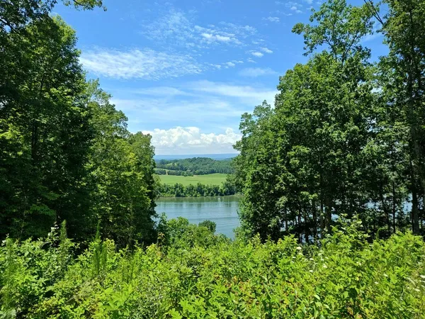 $175,000 | 6428 Espalier Drive, Decatur, TN 37322