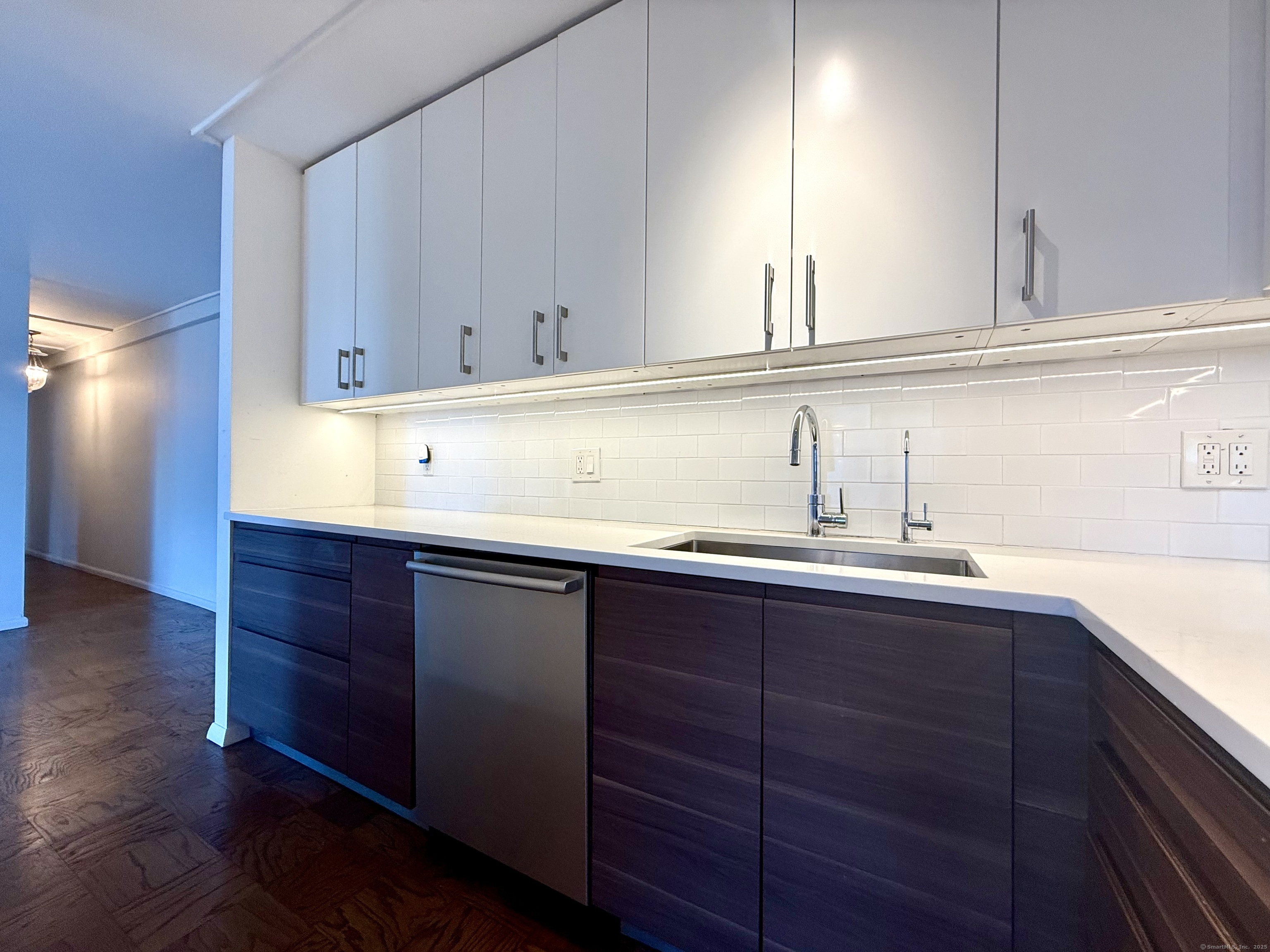 100 York Street, Unit 12S New Haven, CT 06511 - Photo 17 of 35 a kitchen with sink and cabinets
