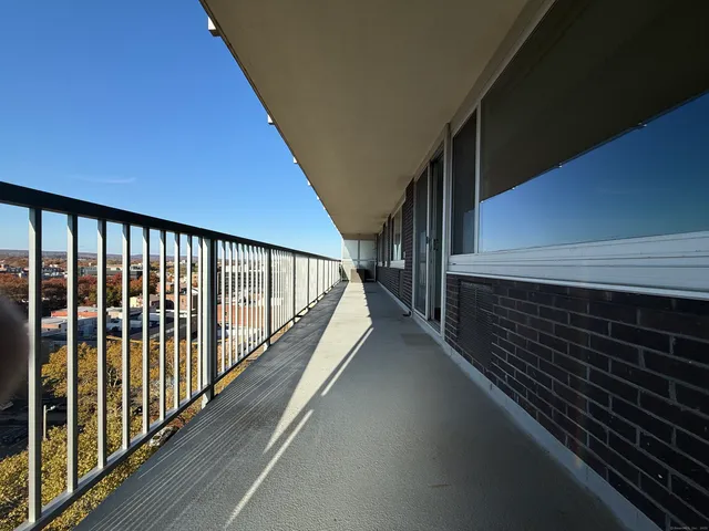 $235,500 | 100 York Street, Unit 12S, New Haven, CT 06511