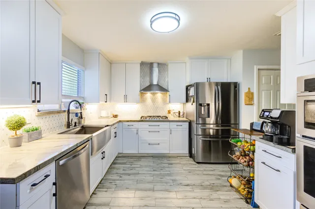 $2,000 | 21018 Fox Walk Trail, Humble, TX 77338