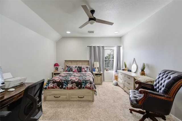 $2,000 | 21018 Fox Walk Trail, Humble, TX 77338