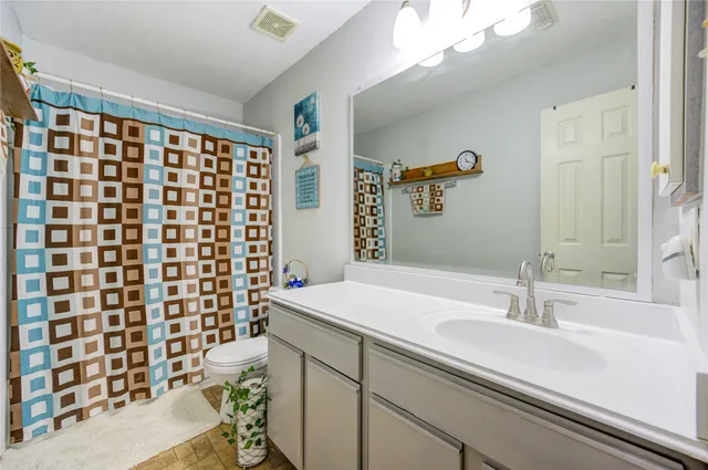 $2,000 | 21018 Fox Walk Trail, Humble, TX 77338