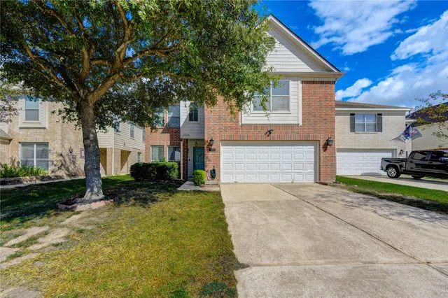 $2,000 | 21018 Fox Walk Trail, Humble, TX 77338