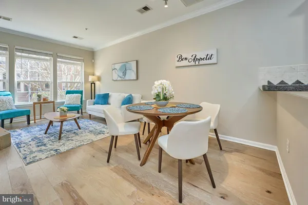 $379,000 | 7166 Little Thames Drive, Unit 181, Gainesville, VA 20155