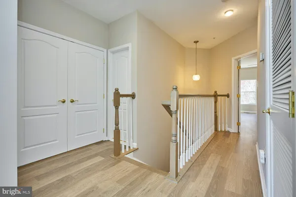 $379,000 | 7166 Little Thames Drive, Unit 181, Gainesville, VA 20155