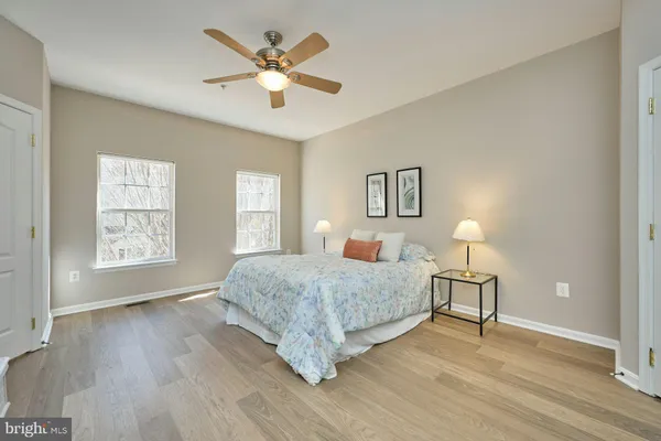 $379,000 | 7166 Little Thames Drive, Unit 181, Gainesville, VA 20155