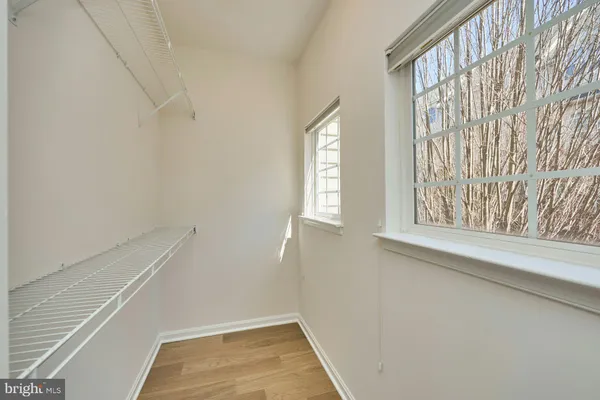 $379,000 | 7166 Little Thames Drive, Unit 181, Gainesville, VA 20155