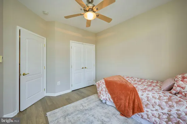 $379,000 | 7166 Little Thames Drive, Unit 181, Gainesville, VA 20155
