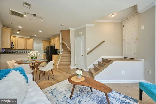 $379,000 | 7166 Little Thames Drive, Unit 181, Gainesville, VA 20155