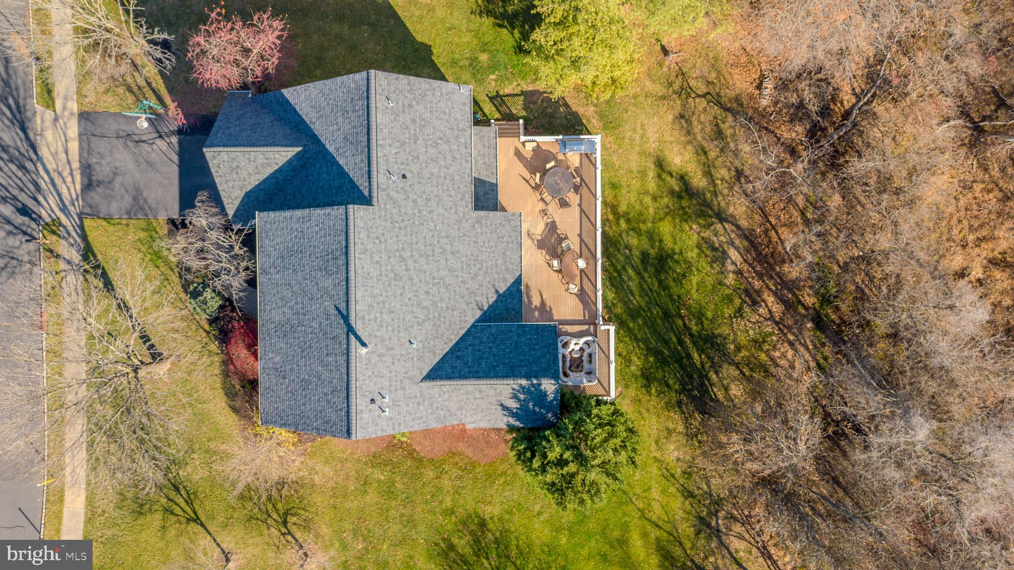 27 Donovan Road Pennington, NJ 08534 - Photo 56 of 60 a view of a yard in front of house