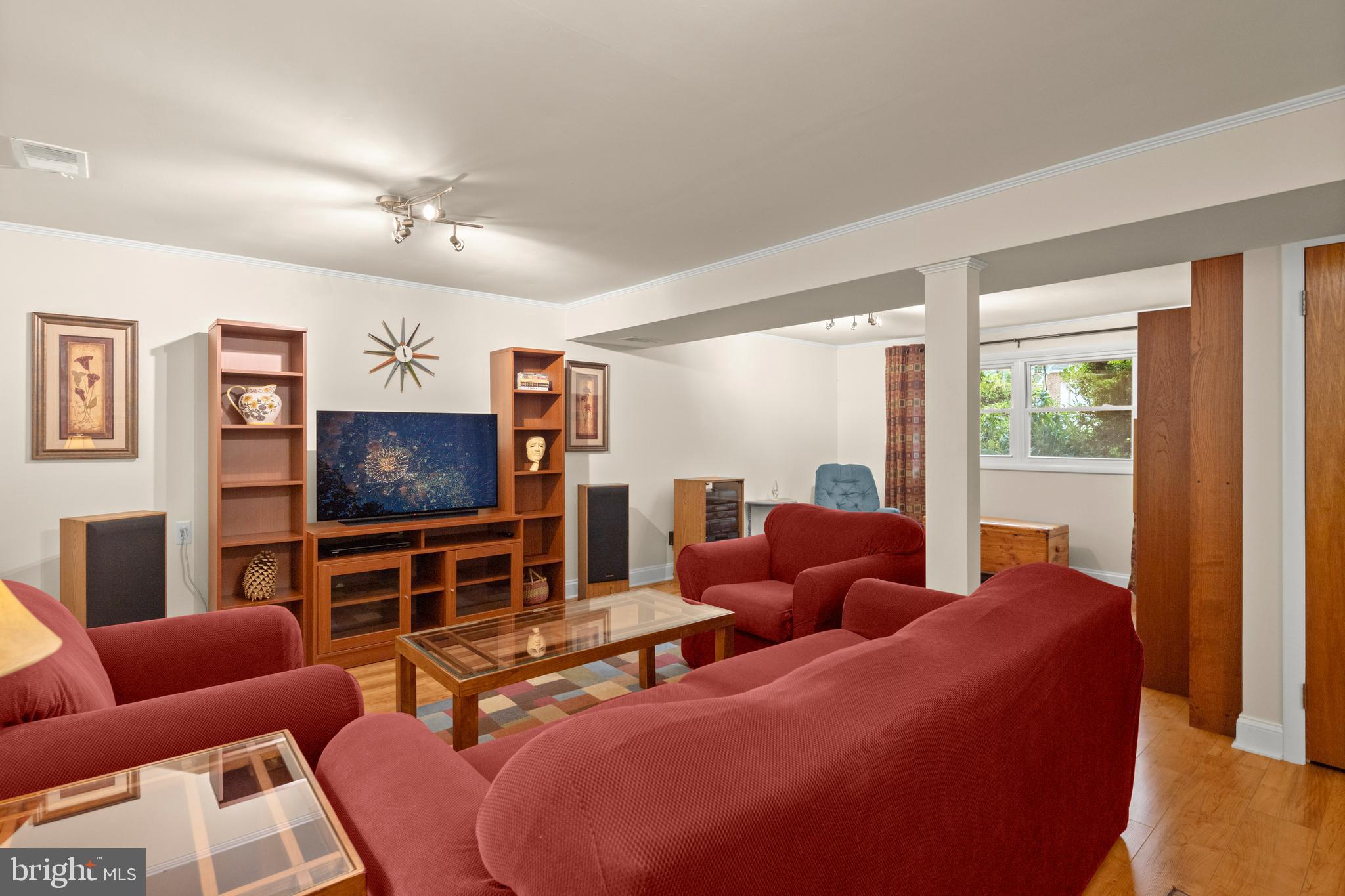 2012 Old Frederick Road Catonsville, MD 21228 - Photo 20 of 43 Family Room