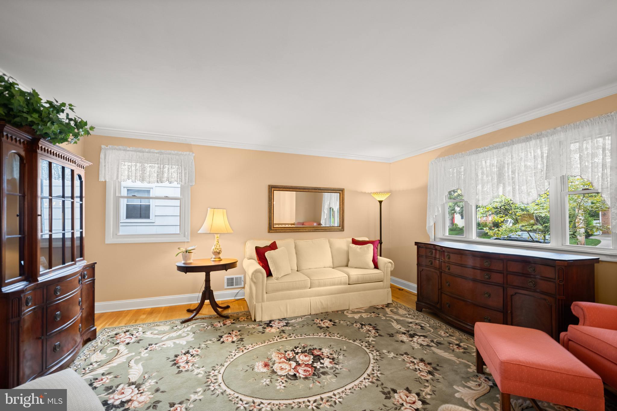 2012 Old Frederick Road Catonsville, MD 21228 - Photo 29 of 43 Living Room