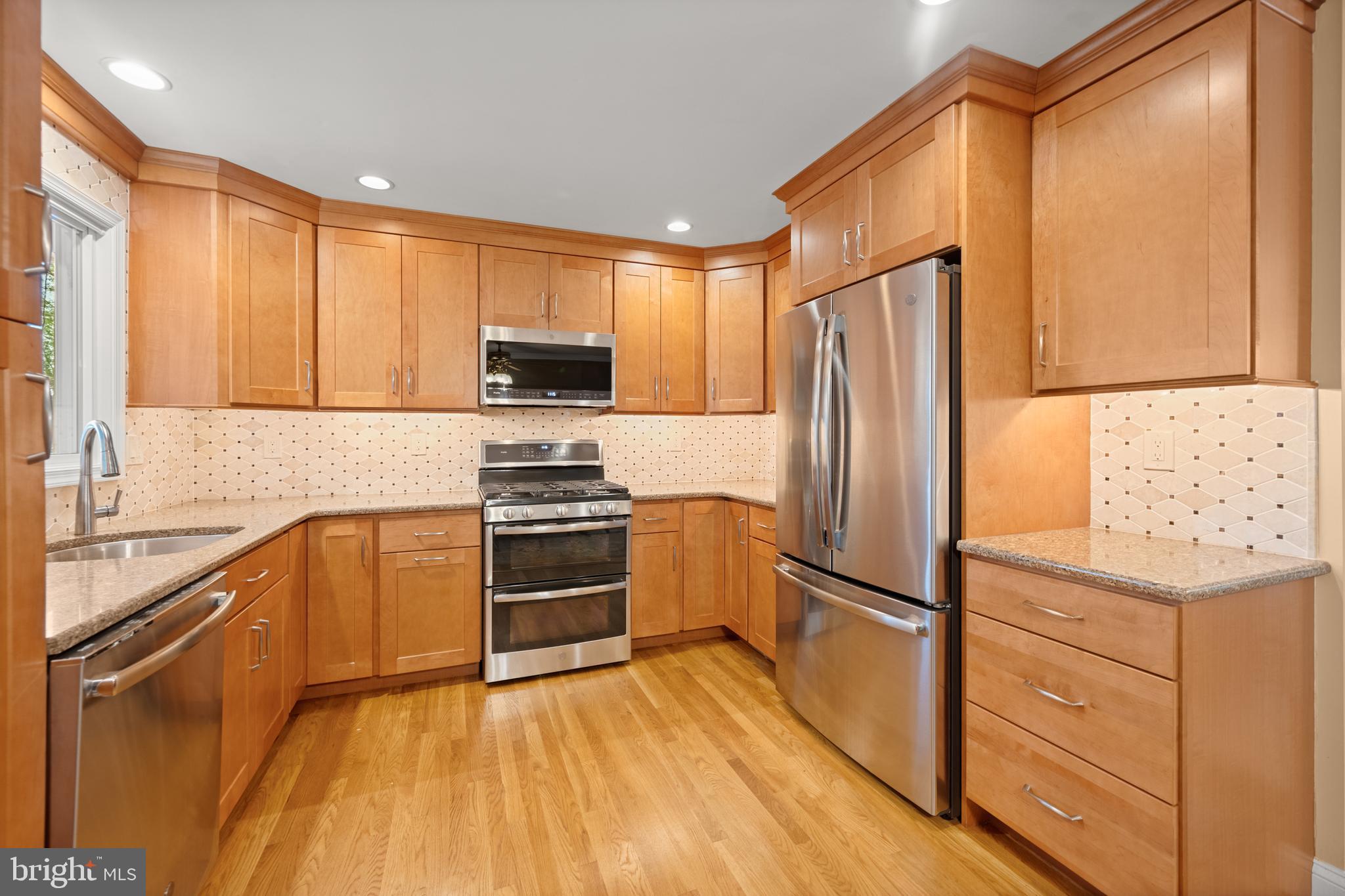 2012 Old Frederick Road Catonsville, MD 21228 - Photo 30 of 43 Kitchen