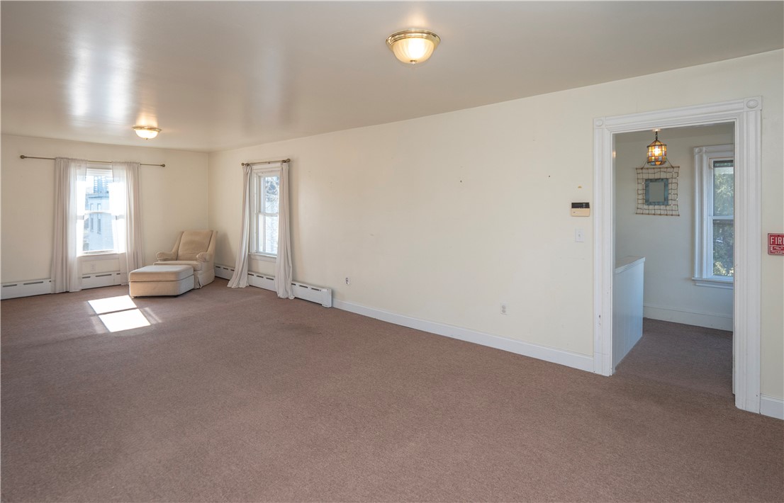 409 Broadway Newport, RI 02840 - Photo 20 of 35