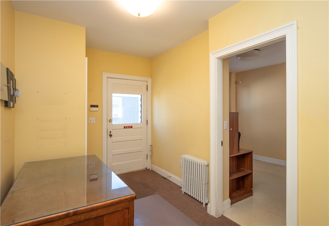 409 Broadway Newport, RI 02840 - Photo 8 of 35