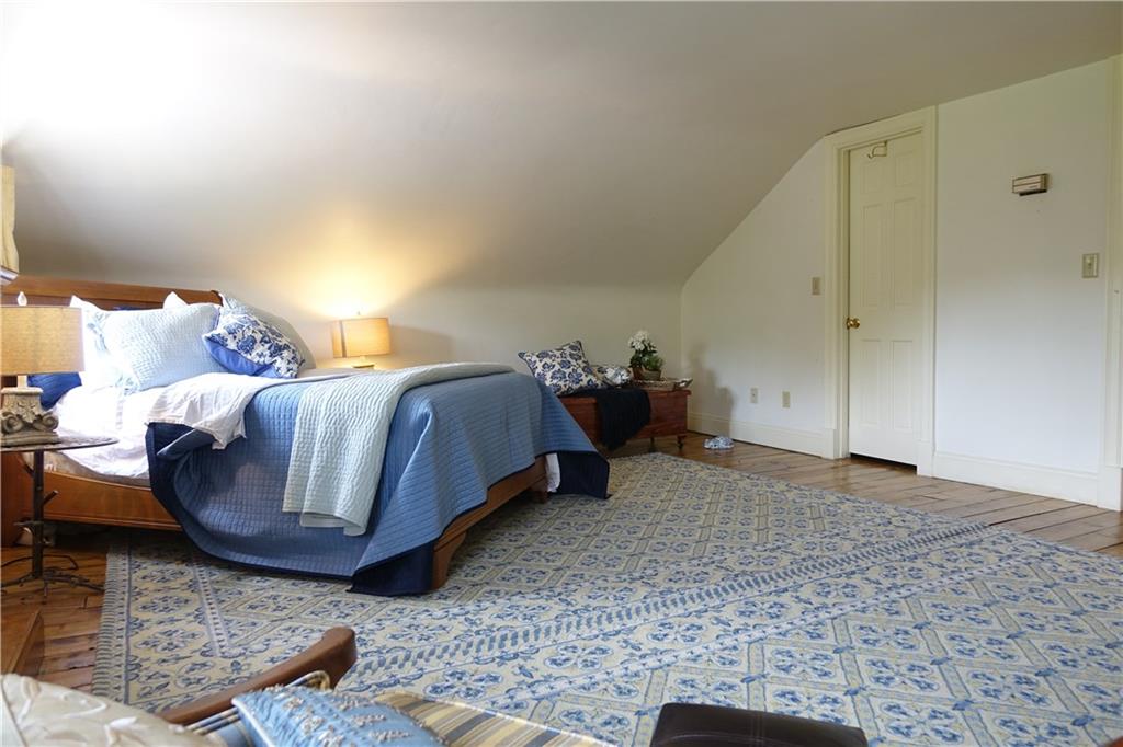 227 Meridian Road Butler, PA 16001 - Photo 21 of 25 Third floor Suite (Bedroom, full bathroom, and lots of closet space)