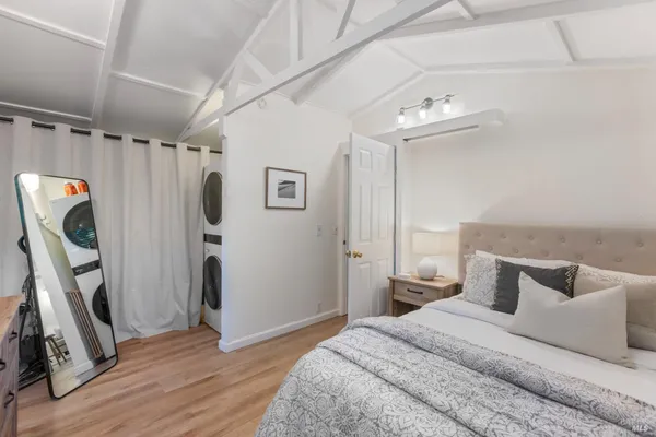 $1,995,000 | 5 Hillside Avenue, Kentfield, CA 94904