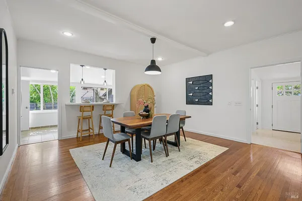 $1,995,000 | 5 Hillside Avenue, Kentfield, CA 94904
