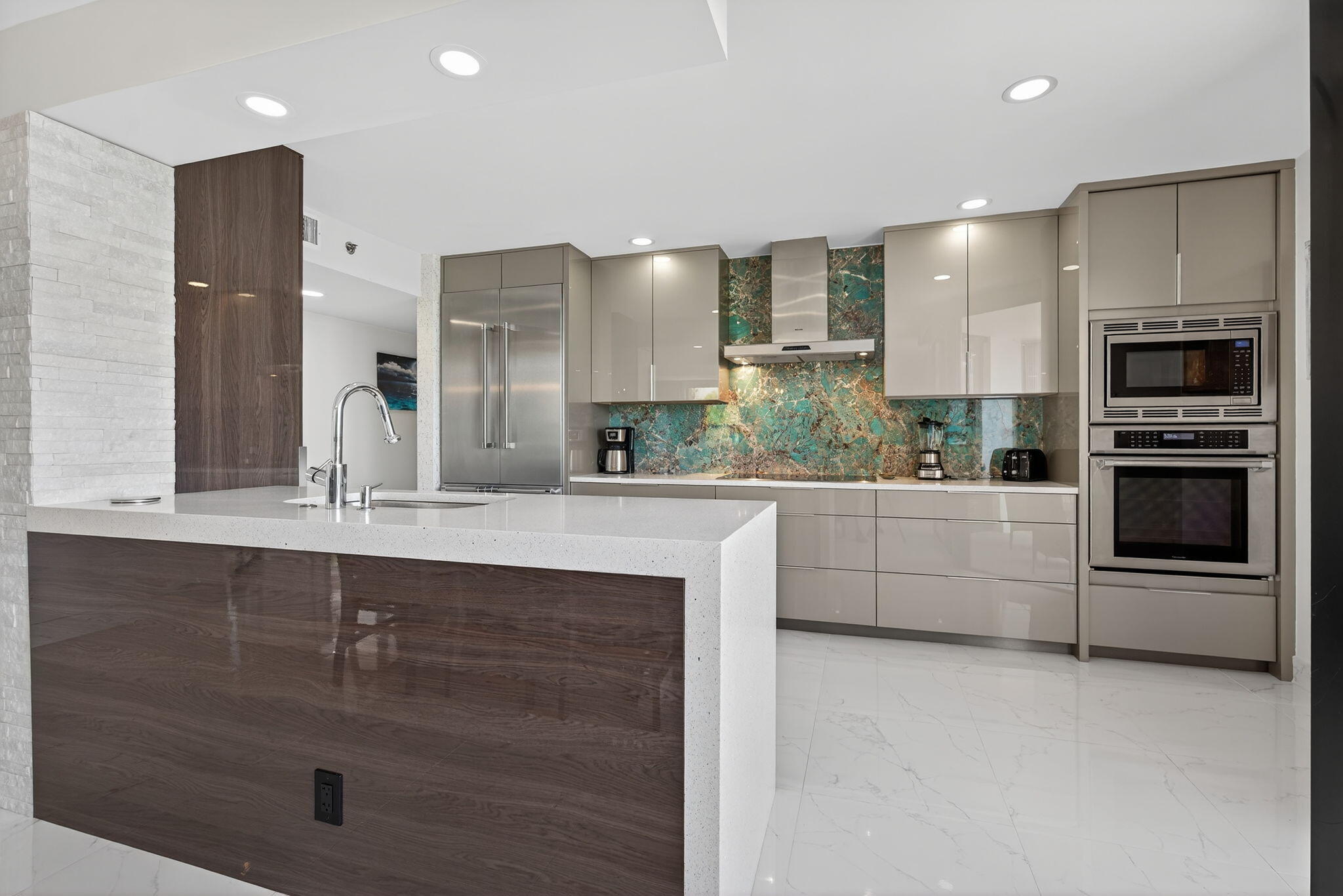 176 Helios Drive, Unit 210 Jupiter, FL 33477 - Photo 7 of 47 Gourmet Kitchen