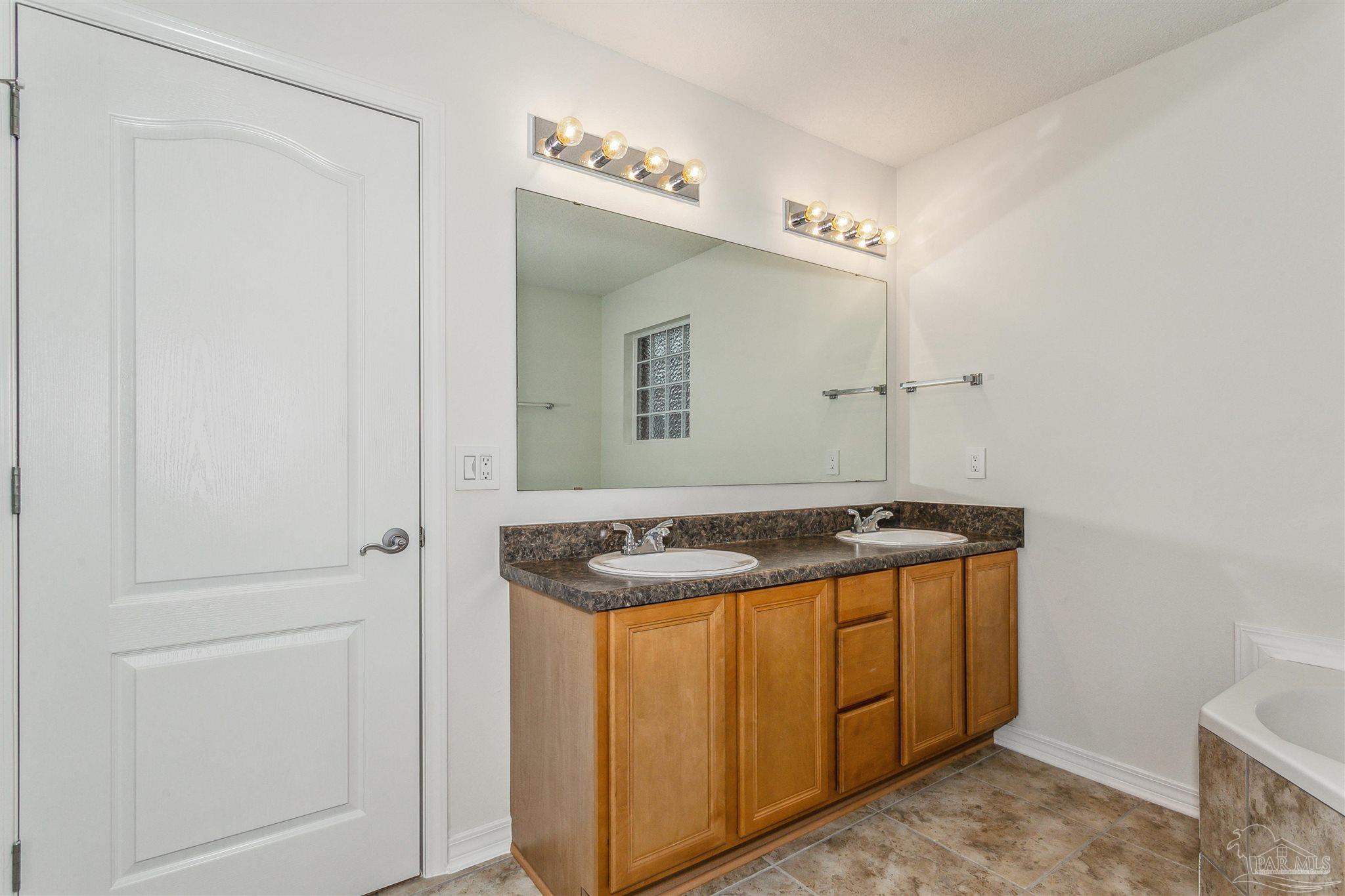 2165 Liberty Loop Road Cantonment, FL 32533 - Photo 16 of 28