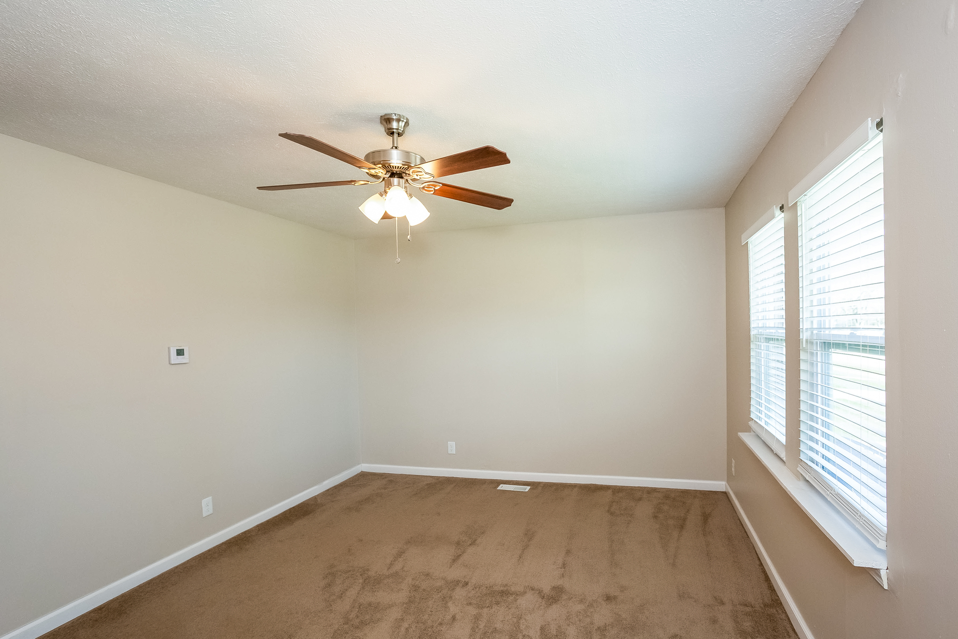 1338 Killian Drive Beech Grove, IN 46107 - Photo 4 of 16