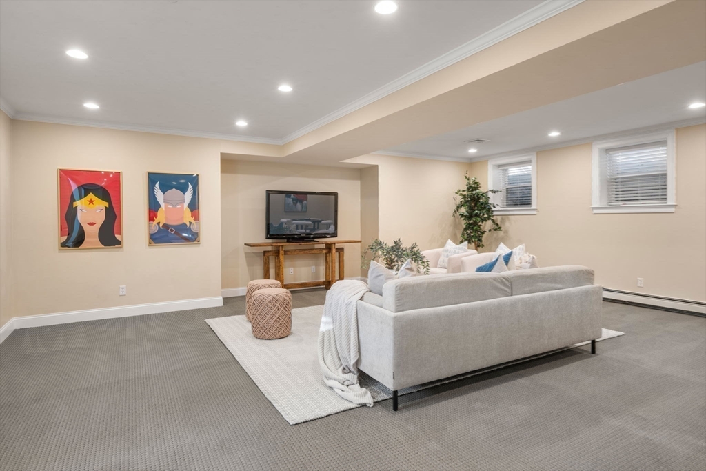 139 Woodbine Circle Needham, MA 02494 - Photo 16 of 33