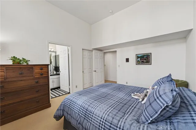 $975,000 | 4464 Moorpark Way, Unit 104, Toluca Lake, CA 91602