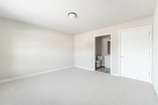 $324,900 | 1068 West 20th Avenue, Oshkosh, WI 54902