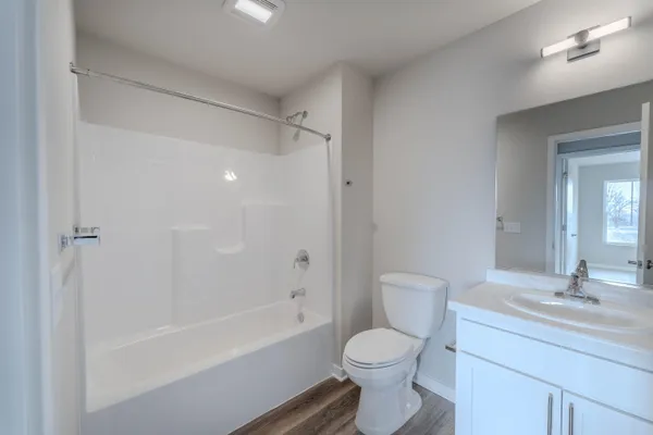 $324,900 | 1068 West 20th Avenue, Oshkosh, WI 54902