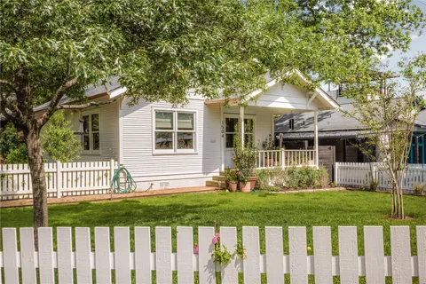 $1,250,000 | 1504 Bluebonnet Lane, Austin, TX 78704