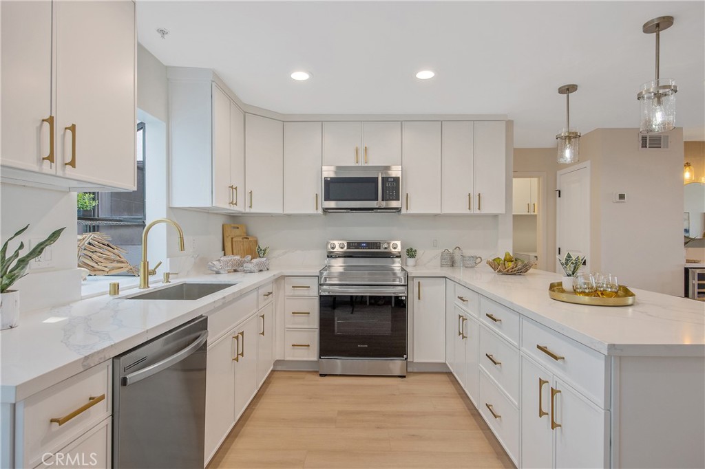 4600 Vía Dolce, Unit 206 Marina del Rey, CA 90292 - Photo 20 of 51