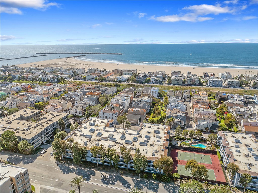 4600 Vía Dolce, Unit 206 Marina del Rey, CA 90292 - Photo 2 of 51