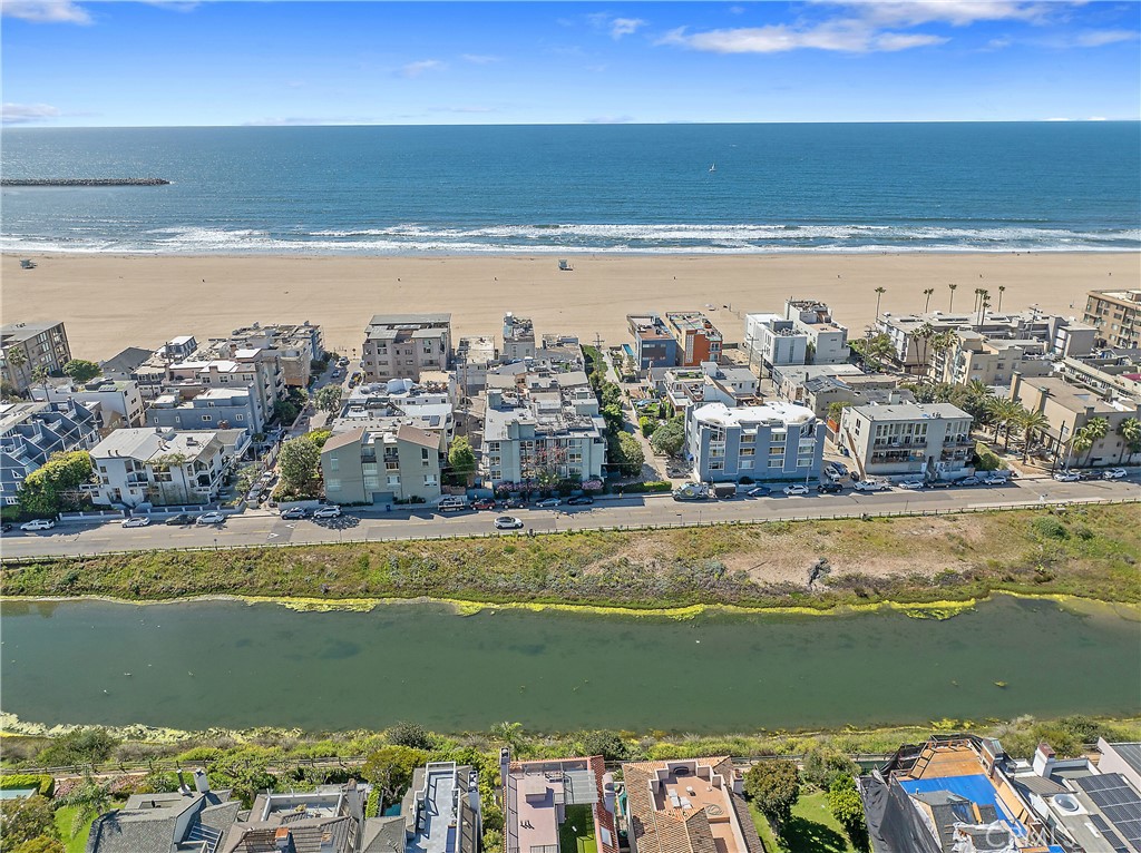 4600 Vía Dolce, Unit 206 Marina del Rey, CA 90292 - Photo 47 of 51