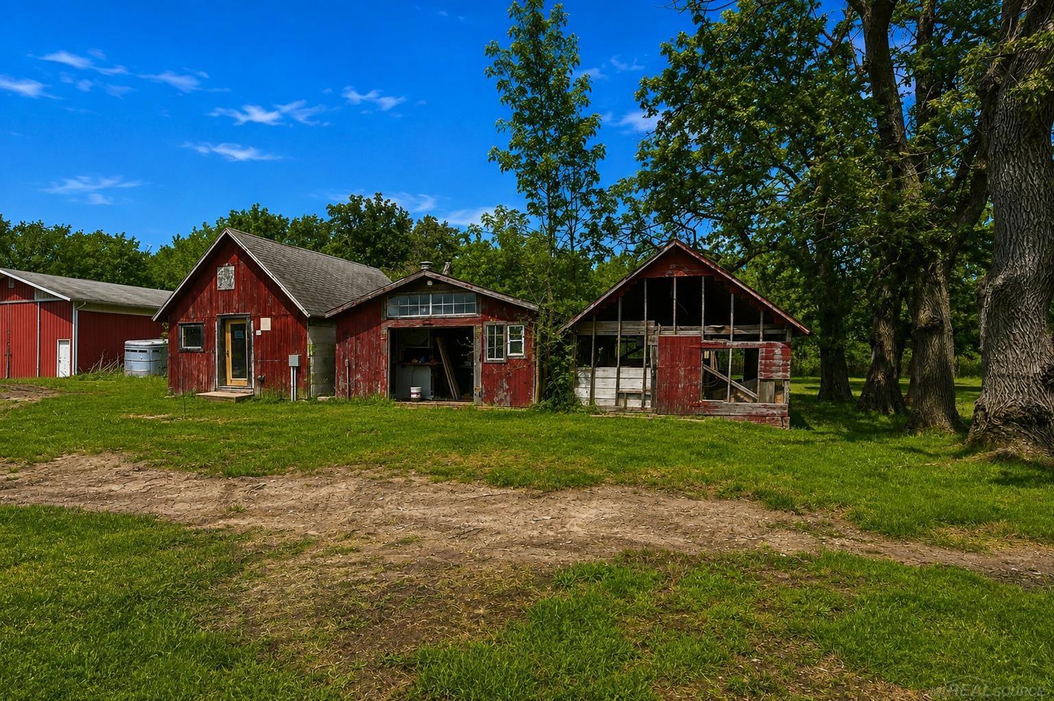 8839 Petz Road Imlay City, MI 48444 - Photo 37 of 46 50217534-9de3ad64-8daa-45c5-a84f-30818ff6cd6e.JPG