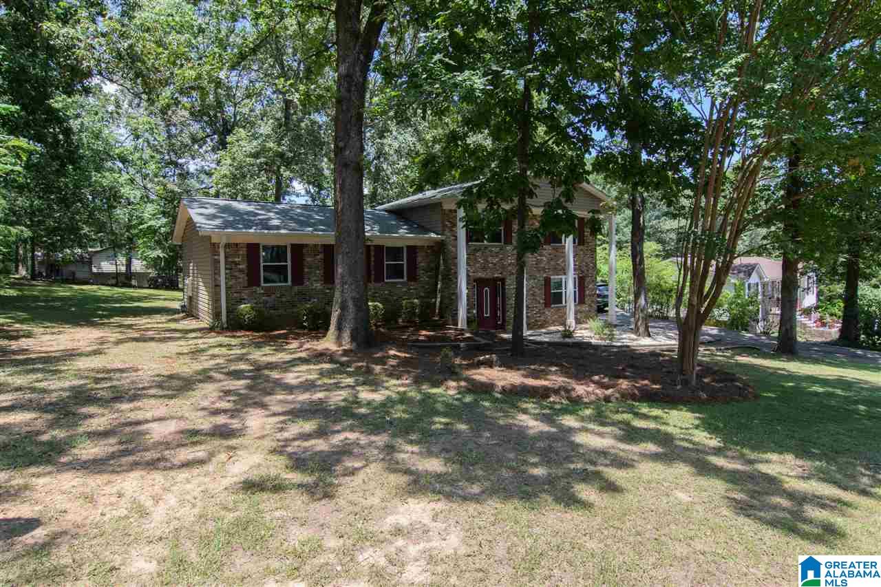 305 Mardis Lane Alabaster, AL 35007 - Photo 3 of 49