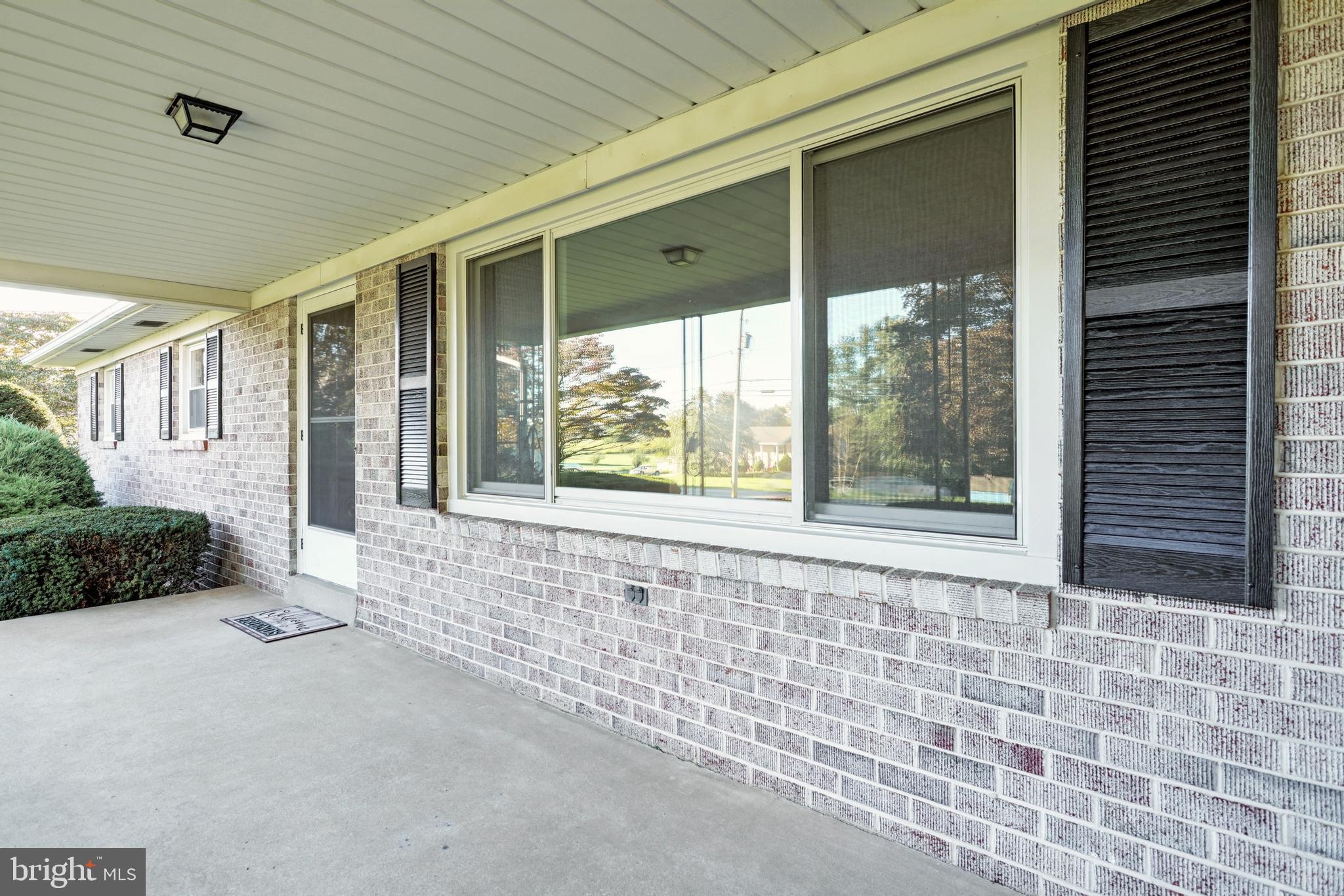 105 Manor Road Red Lion, PA 17356 - Photo 5 of 44 Gallery Image 5