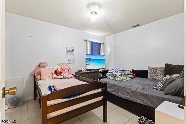 $450,000 | 146-148 Southeast 12th Street, Cape Coral, FL 33990