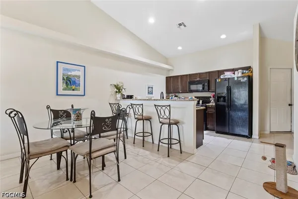 $450,000 | 146-148 Southeast 12th Street, Cape Coral, FL 33990