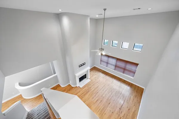 $329,000 | 8676 Meadowcroft Drive, Houston, TX 77063
