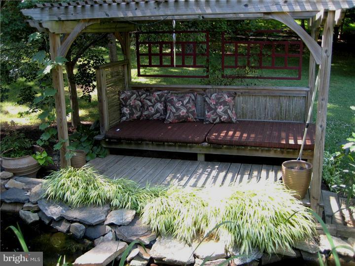 607 South Valley Forge Road Wayne, PA 19087 - Photo 3 of 25 View