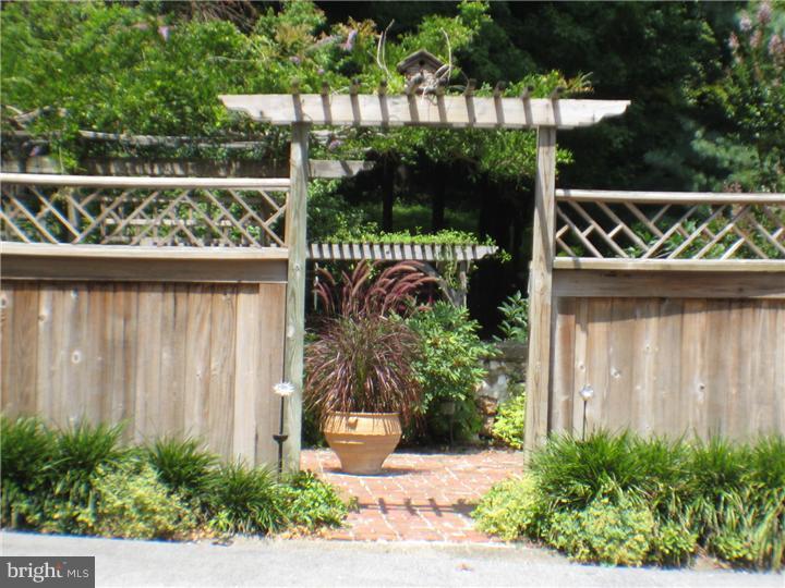607 South Valley Forge Road Wayne, PA 19087 - Photo 21 of 25 Patio