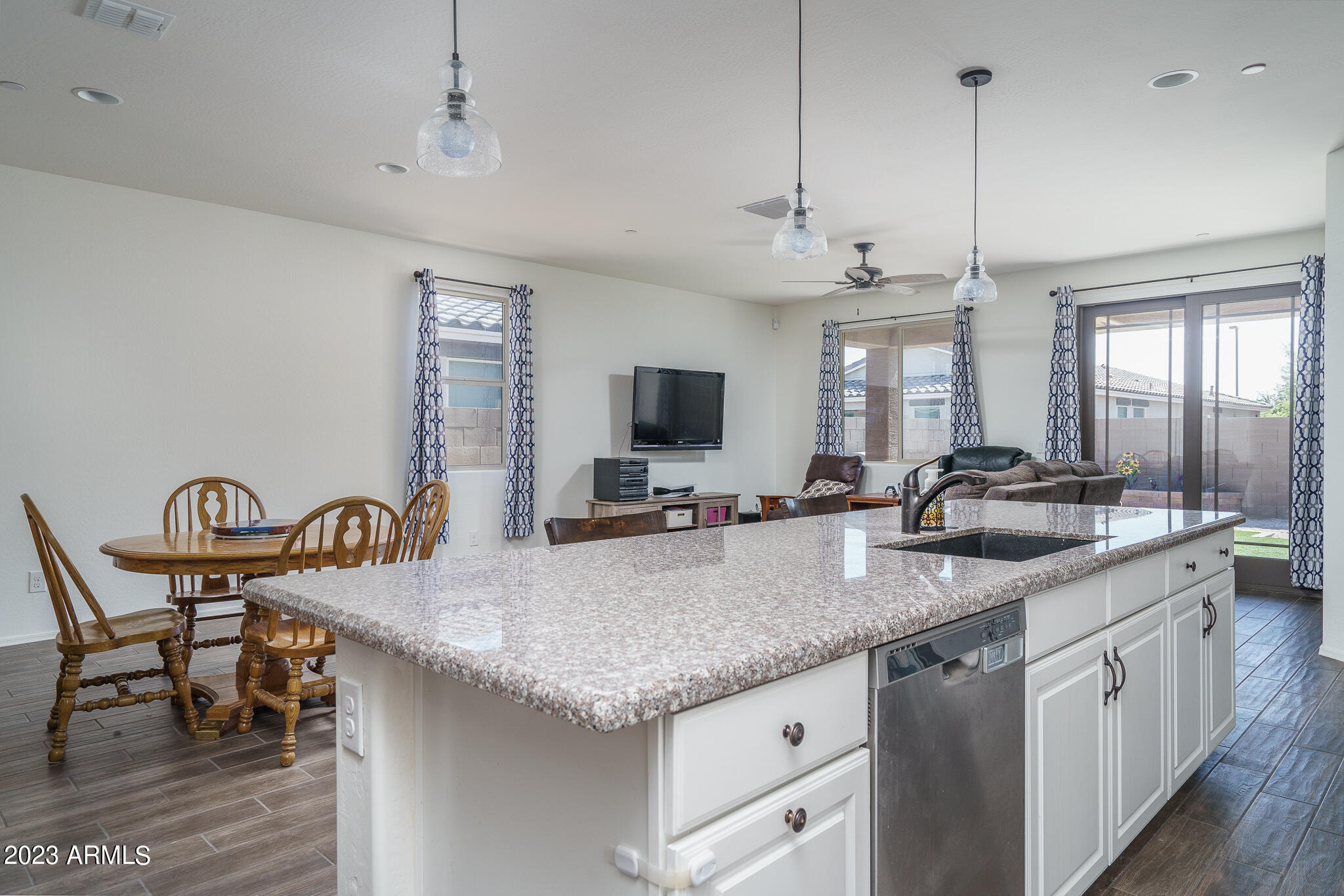 21241 West Granada Road Buckeye, AZ 85396 - Photo 4 of 34 4) KITCHEN