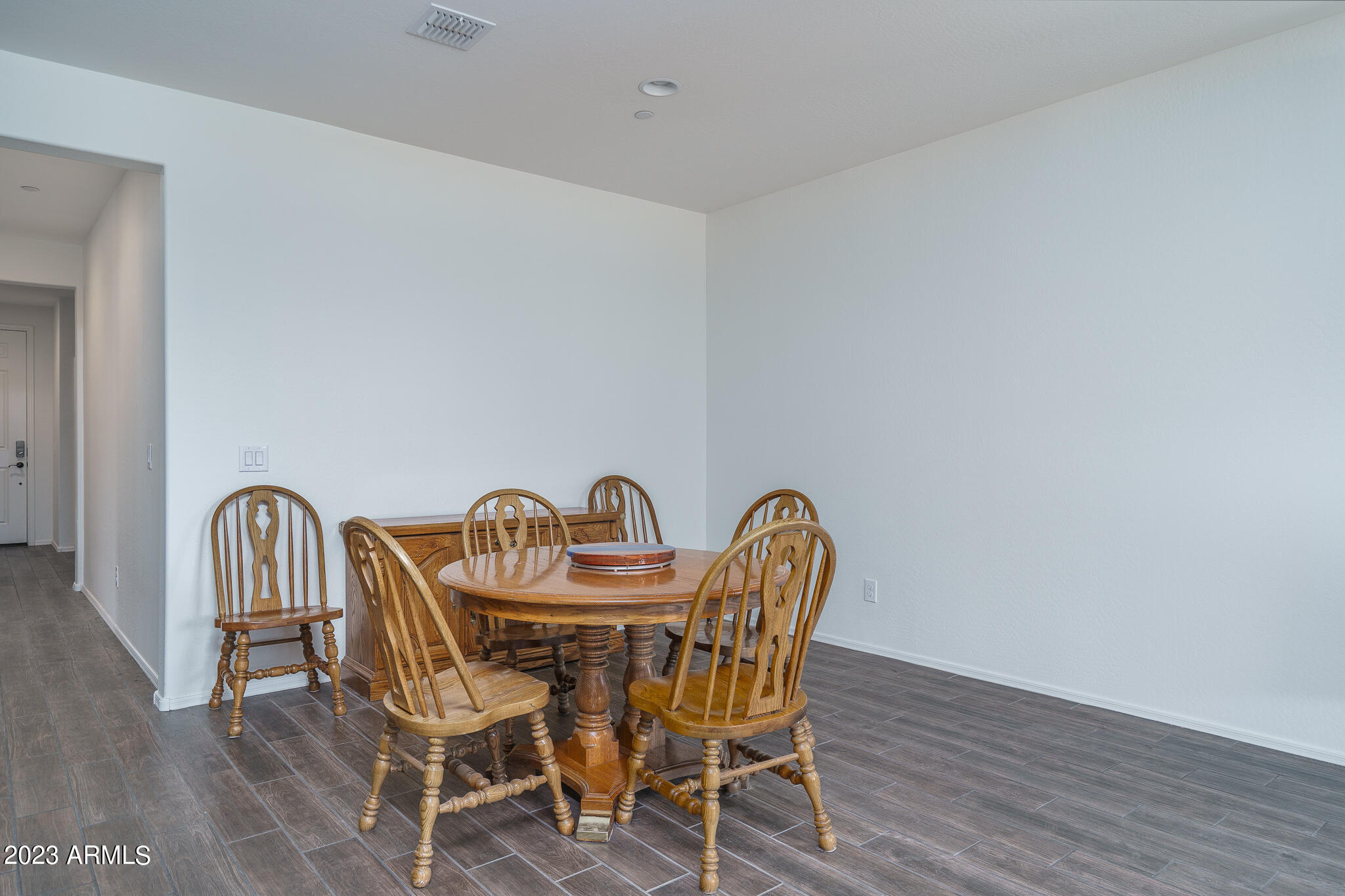 21241 West Granada Road Buckeye, AZ 85396 - Photo 5 of 34 5) DINING