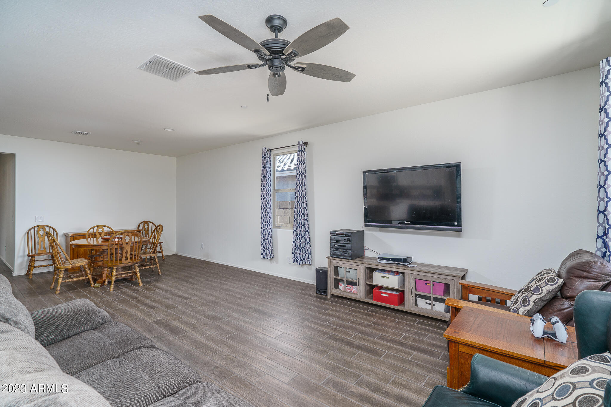 21241 West Granada Road Buckeye, AZ 85396 - Photo 8 of 34 8) GREAT ROOM