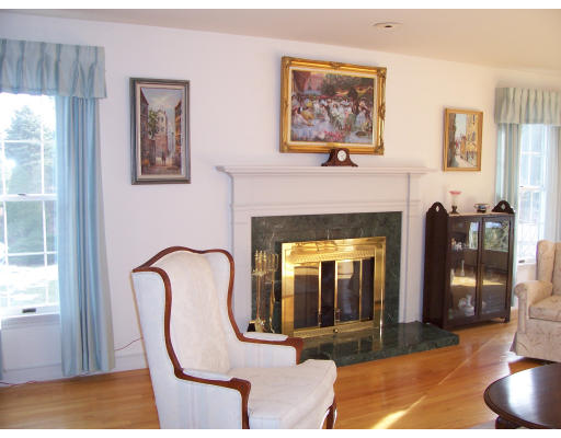 5 Canoe River Road Sharon, MA 02067 - Photo 3 of 21 Gallery Image 3