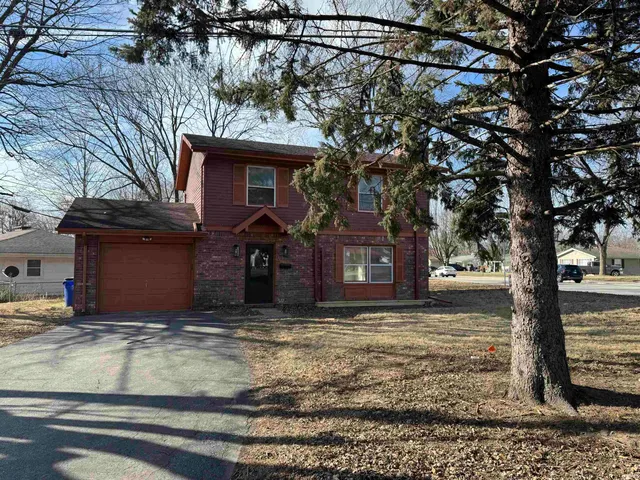 $199,900 | 1913 West Jefferson Street, Kokomo, IN 46901