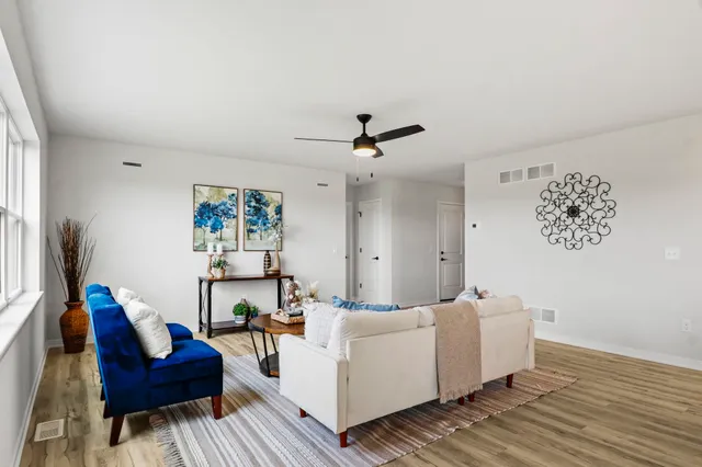 $479,900 | N6285 Blarney Stone Drive, Albany, WI 53502