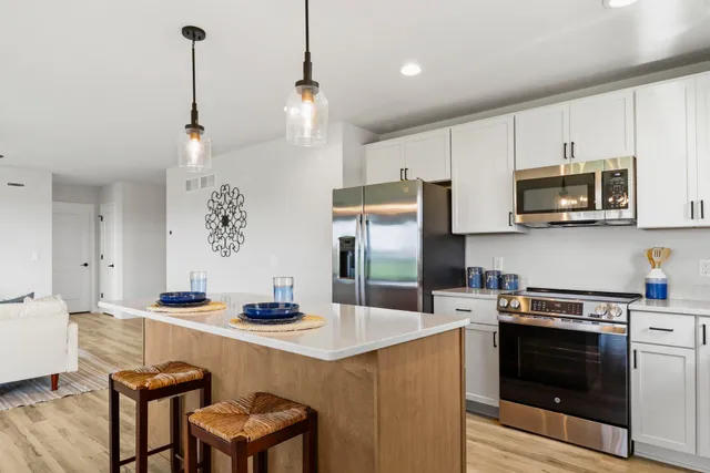 $479,900 | N6285 Blarney Stone Drive, Albany, WI 53502